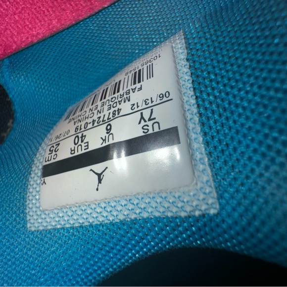 Girls Air Jordan 4 Retro - Picture 10 of 14